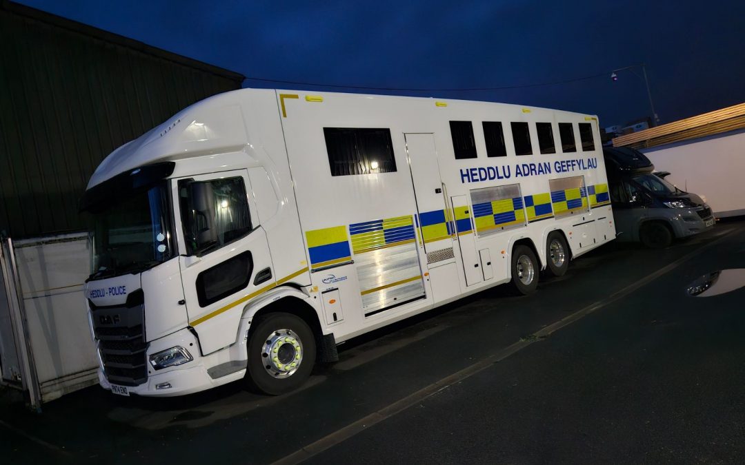 Helios HGV Police Horsebox - Oct 2024