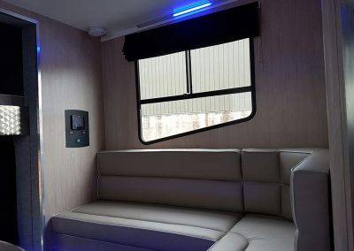 Helios 7.5 horsebox - seating area