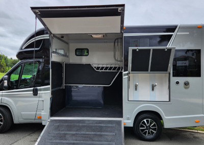 Aeos Freedom 45 Horsebox exterior view