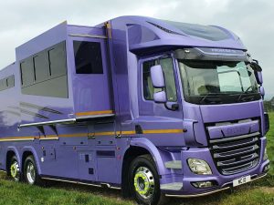 Helios HGV - luxury horsebox