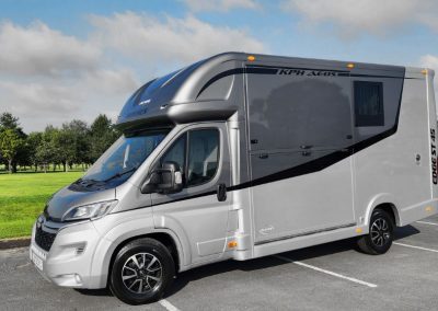 Aeos Edge ST 45 Horsebox 2024