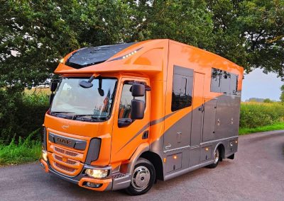 Helios Compact 75 Horsebox